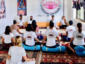 Meditation Teacher Training course from Himalayan International Yoga School