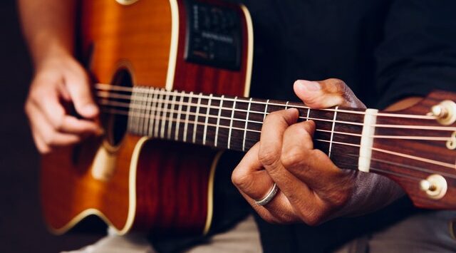 Guitar Lessons By Musikgarten Manila